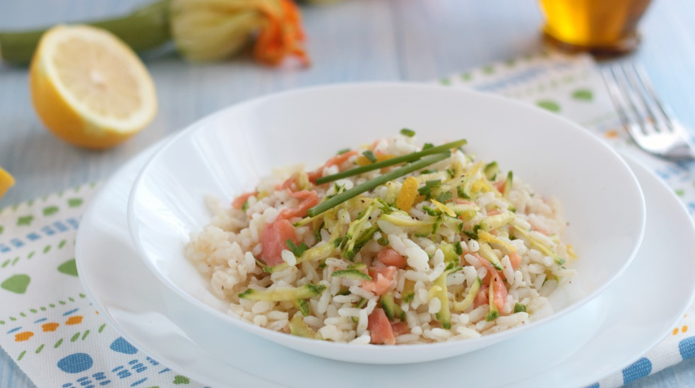 insalata di riso al salmone